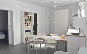 ABA Tropical&ABA Suite